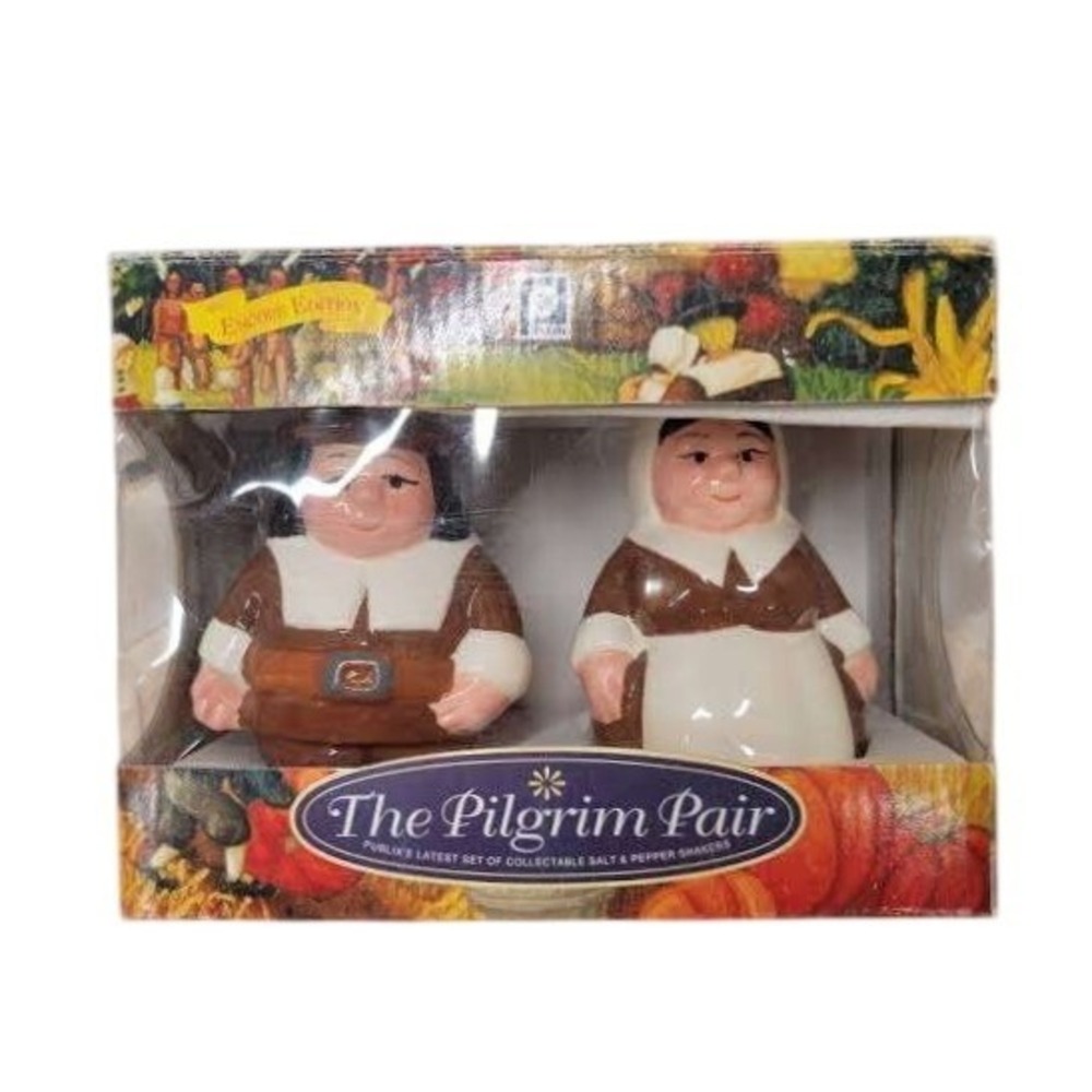 Publix The Pilgrim Pair Salt and Pepper Shakers Porcelain Thanksgiving Decor 4"